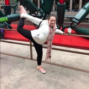 Meet your Posher, Kaitlyn